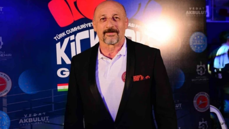 Emekli paraşütçü dağ komandosu, kick boks ringlerinin hakimi oldu