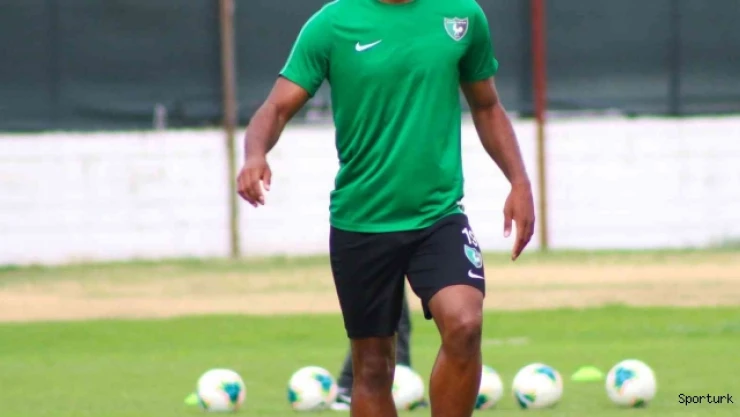 Eski Denizlisporlu Estupinan, Hull City'nin gözdesi oldu