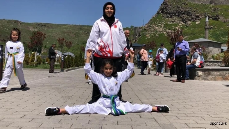 Karslı antrenörden örnek davranış