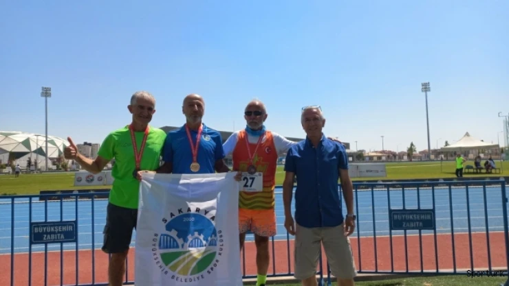 Metrelerce koştu altın madalyanın sahibi oldu