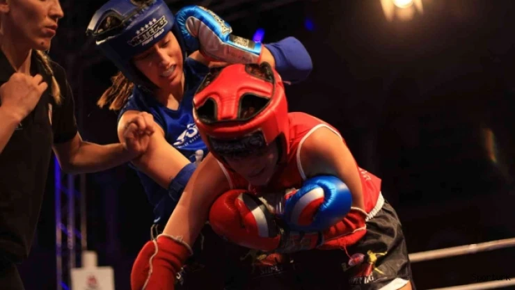 Muaythai müsabakaları nefesleri kesti