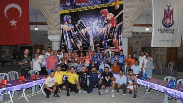 Muaythai sporcuları meydan okudu