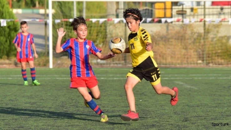 &quotZaferin Kahraman Yüzleri" futbol turnuvası sona erdi