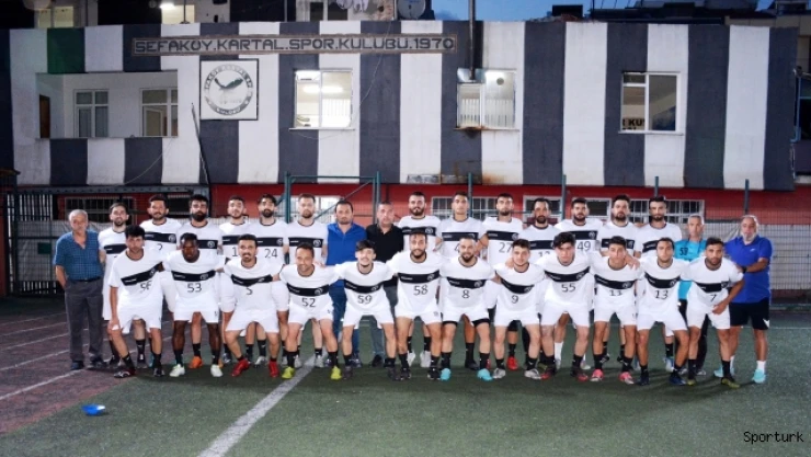 Sefaköy Kartal sahaya indi