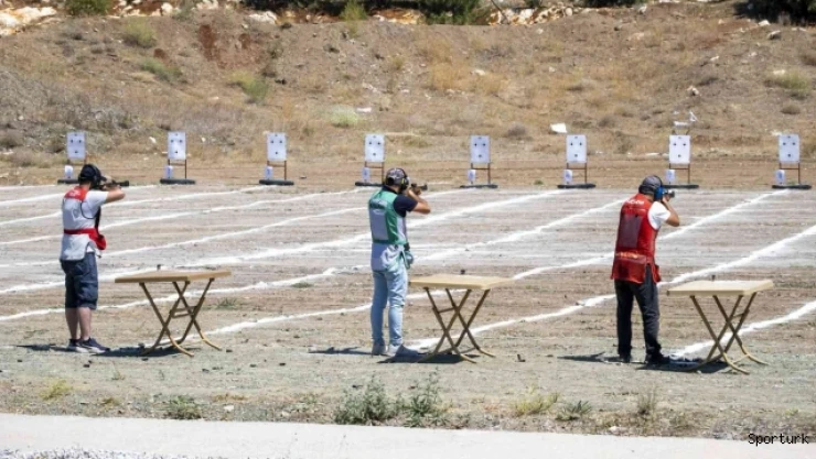 Türkiye'nin atış tutkunları Konya'da buluştu