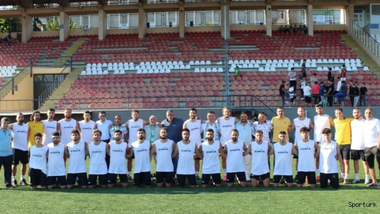 Ve Bahçelievlerspor sahaya indi