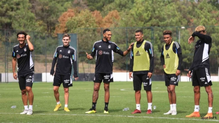 Beşiktaş kondisyon ve taktik çalıştı
