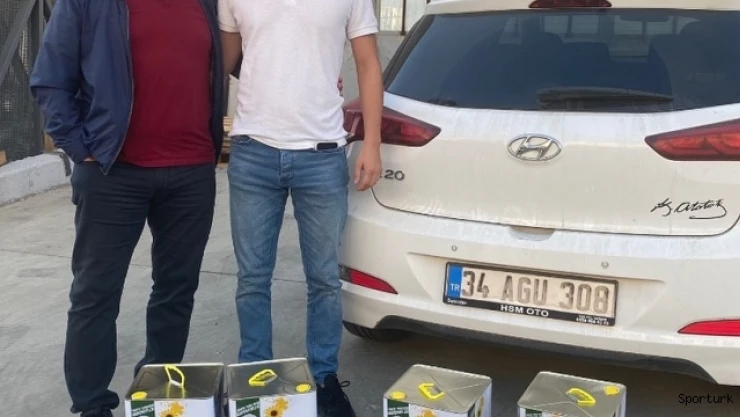Genç çiftçiden Silivrispor'a destek