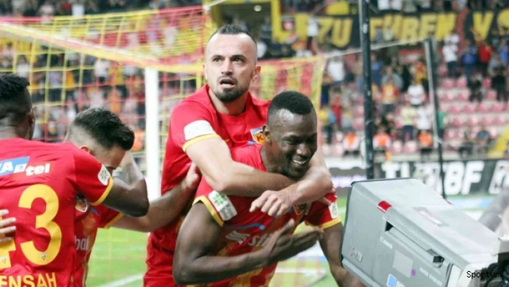 Mame Baba Thiam suskunluğunu bozdu