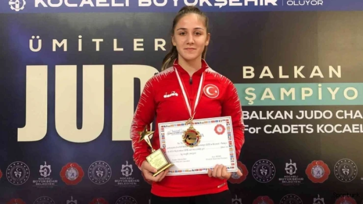 Manisa BBSK'lı judoculardan büyük başarı