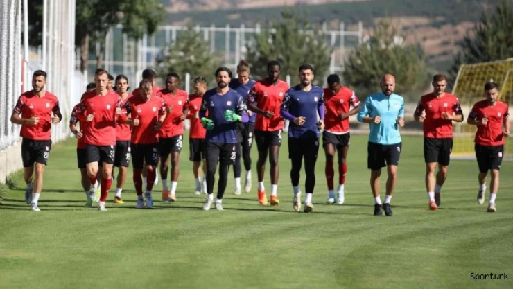 Sivasspor, İstanbulspor maçı hazırlıklarına başladı