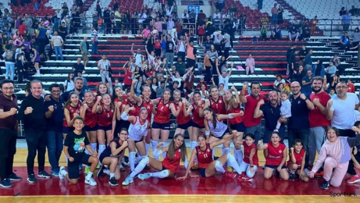 Antalyaspor voleybol takımı galip ayrıldı