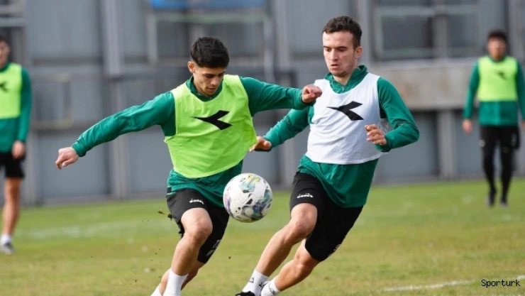 Bursaspor, pas ve şut çalıştı
