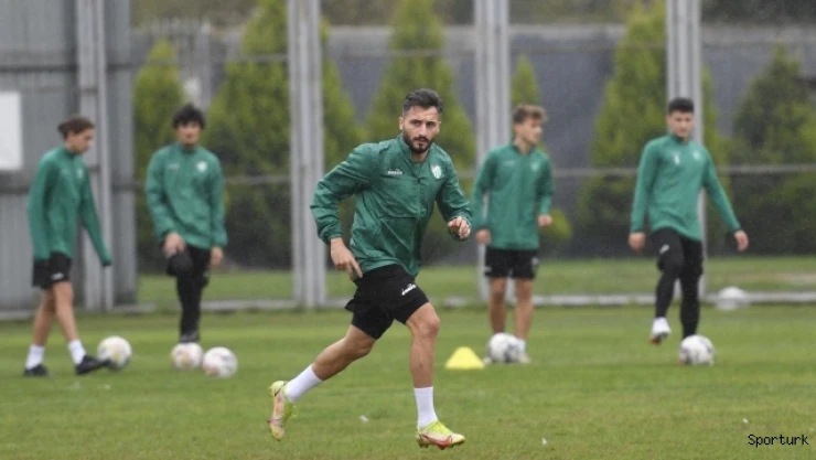Bursaspor'a Enver Cenk Şahin'den iyi haber geldi
