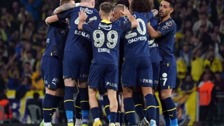Fenerbahçe hem sahada hem istatistiklerde zirvede