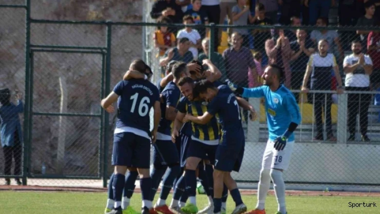 Hacılar Erciyesspor kayıpsız ilerliyor