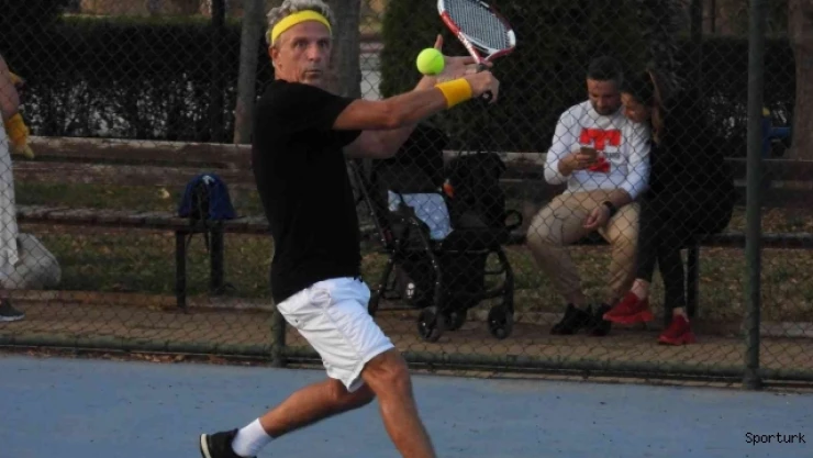 Kepez kortlarında Cumhuriyet turnuvası