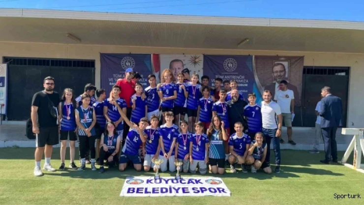 Kuyucak Belediyespor fırtına gibi esti