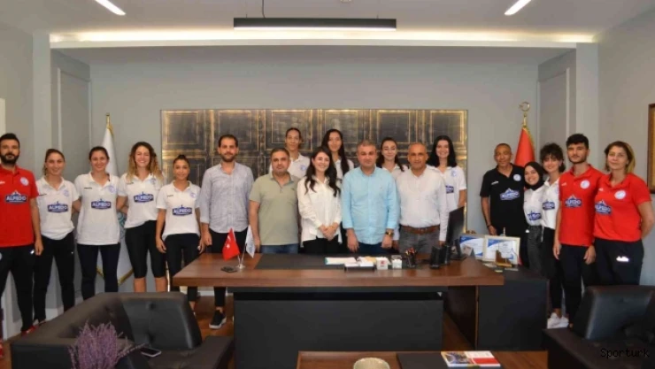 Sular Sağlık Grubu, Alpedo Voleybol Takımının sağlık sponsoru oldu