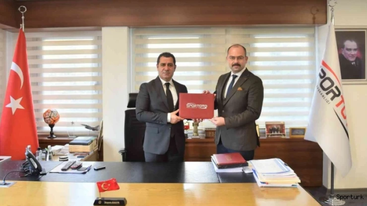 Başkan Volkan Kavaklıgil'den 50 milyonluk kapalı spor salonu yatırımı müjdesi