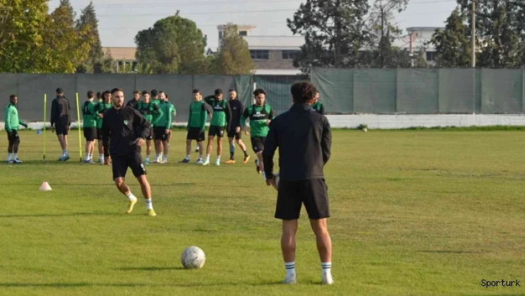 Denizlispor galibiyet serisi yakalamak için çalışmalarına hız verdi