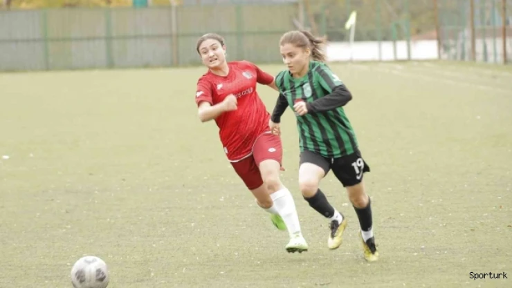 Horozkent'in kızları puan ile dönüyor