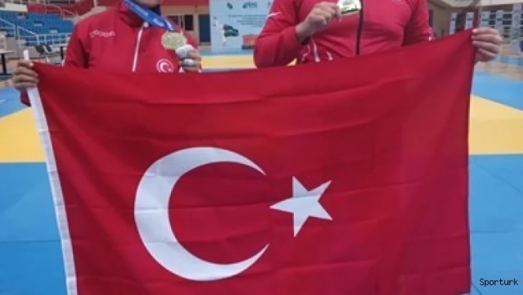 Kuraş branşında Bilecikli 2 sporcu Avrupa Şampiyonu oldu
