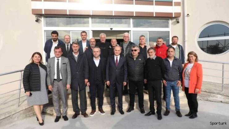 Maraton tribünü taşınacak