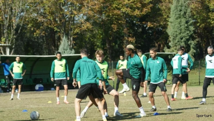 Sakaryaspor, Manisa FK mesaisinde