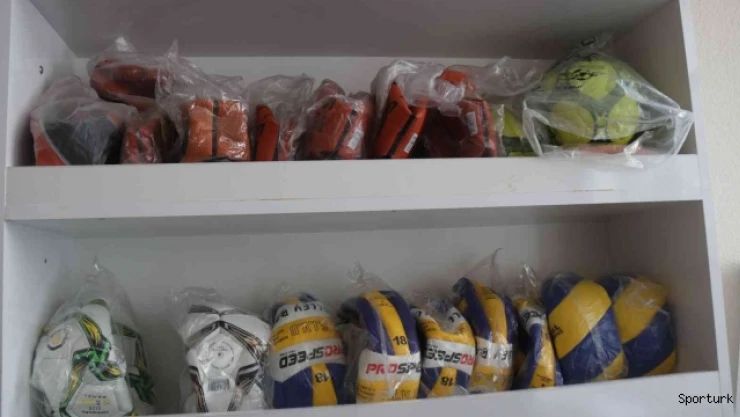 Bitlisli futbolcudan vefa örneği
