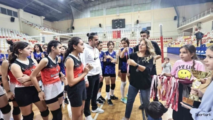 Filede kazananları kupasına kavuştu