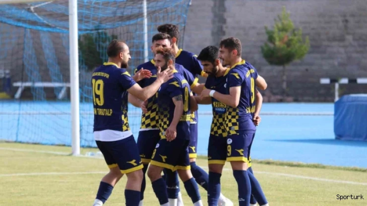Mehmet Tatlı gol sayısını 4'e çıkarttı