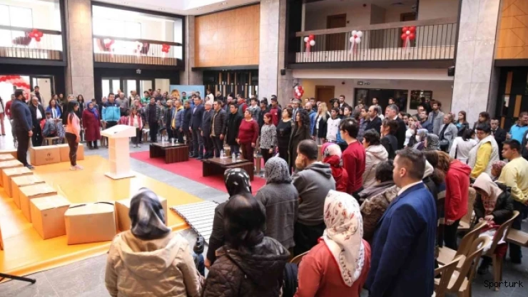 Özel sporculara anlamlı destek