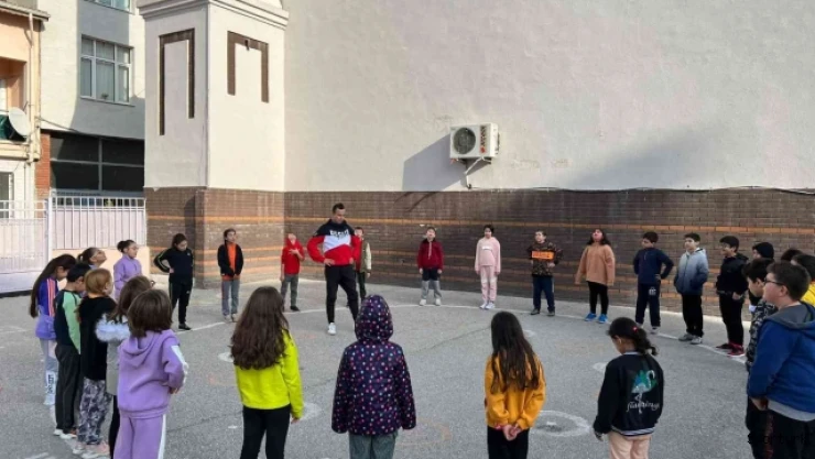"İlkokullarda Spor Dalı Eğitimi" Cumhuriyet İlkokulunda başladı
