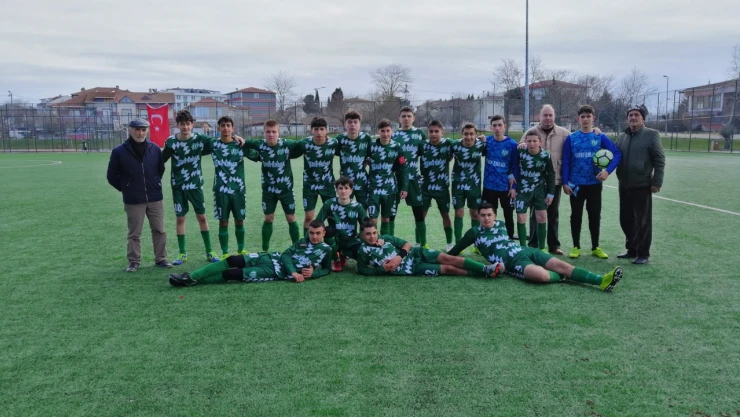 Alipaşa'nın gençleri taş gibi 3-2