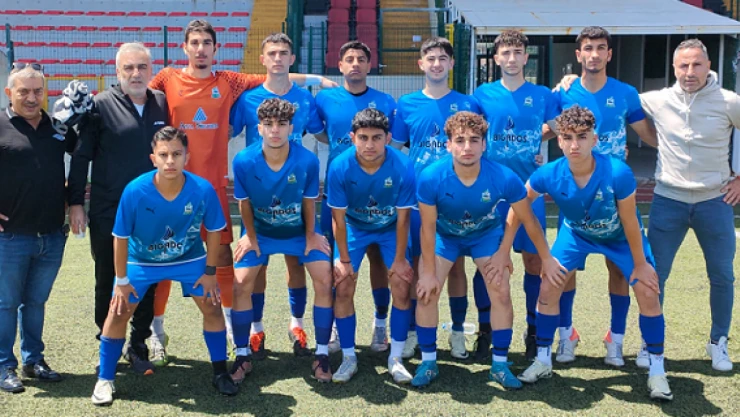Arena resmen şampiyon 4-0