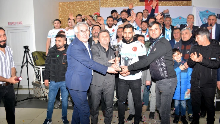 Bereketlispor'un şampiyonluğu coşkuyla kutlandı