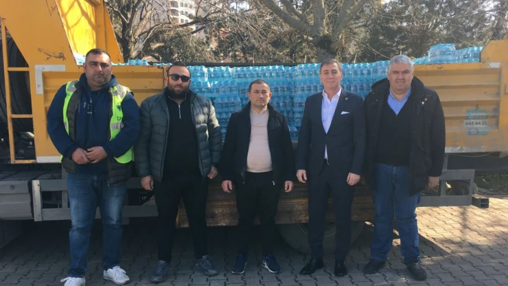 Beşiktaş Belediyesi'nden ilçe kulüplerine su desteği