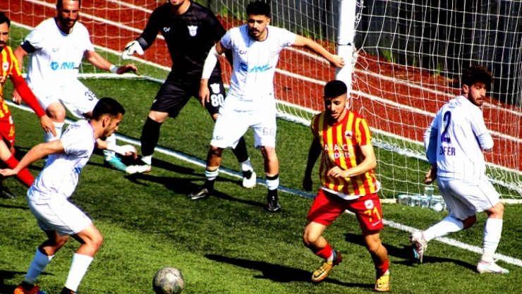 Çatalcaspor'dan muhteşem geri dönüş 3-3