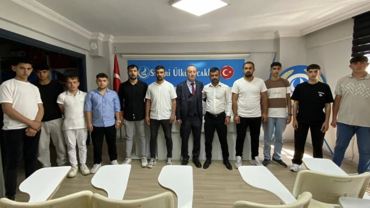 Cemil Kızılkaya'dan Ülkücü Gençlere Bayramda Spor Mesajı