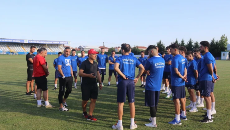 Ergene Velimeşespor sahaya indi