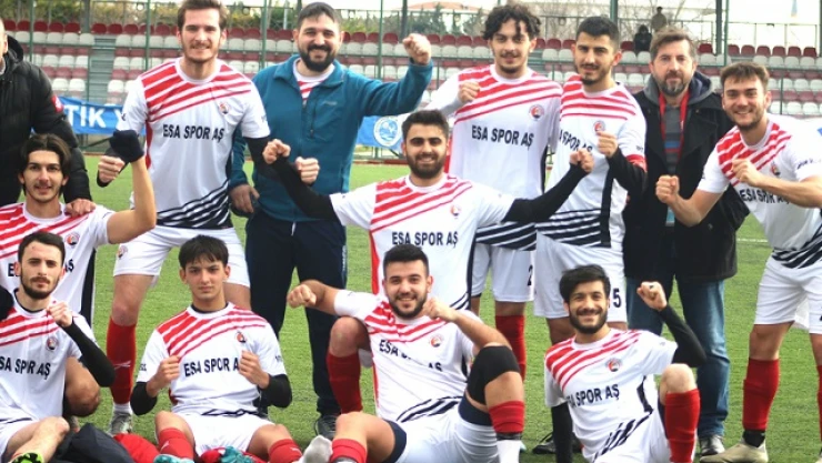 Esenyurt Acar kayıplarda 4-0