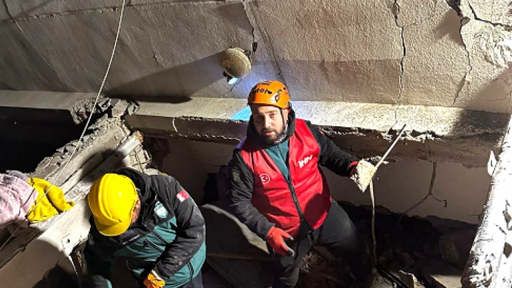 Genç Trabzonlulardan anlamlı destek