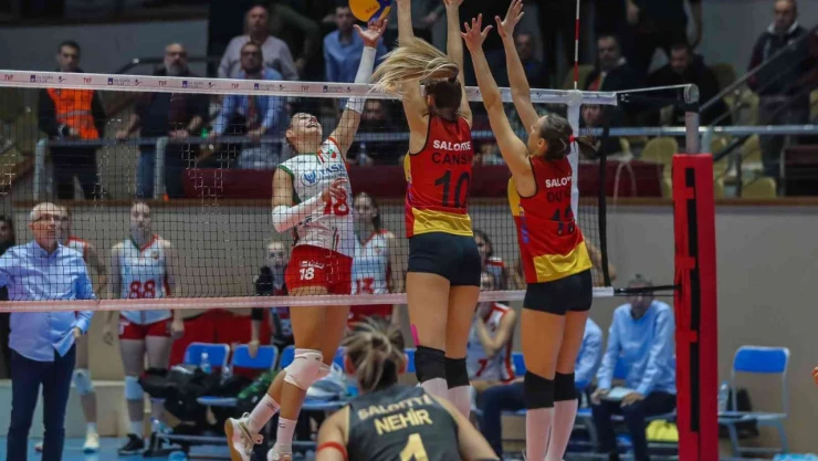 Göztepe Voleybol, Sakarya deplasmanına gidiyor
