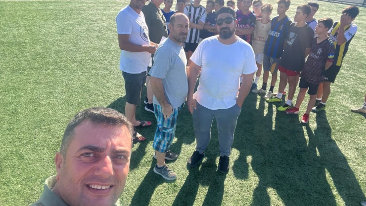 Gümüşyakaspor gençleriyle sahaya indi