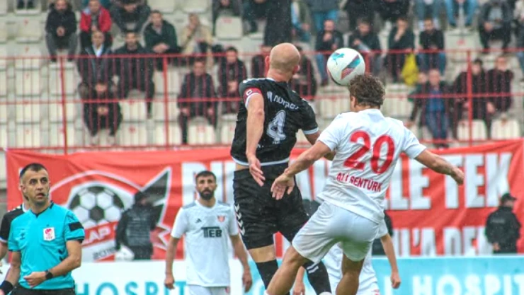 İnkılap penaltılarla finalde 6-5