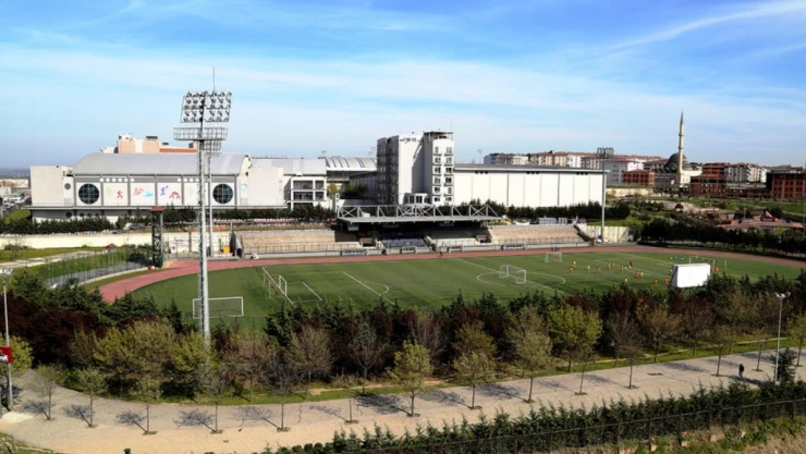 İstanbul'da üç stat maçlara kapandı