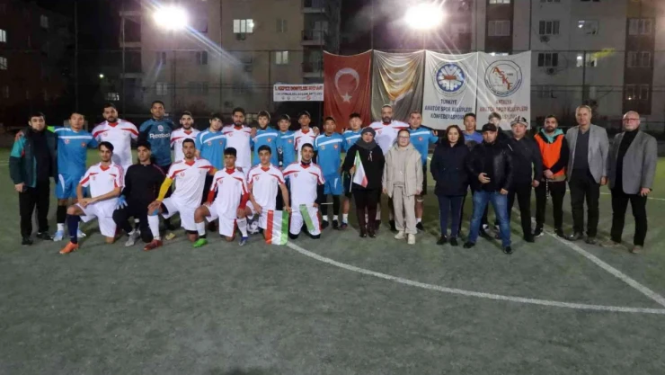 Kepez'de uluslararası dostluk rüzgarı