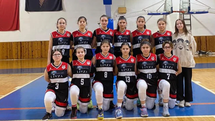 Kılıçlı'nın kızları yenilgisiz yola devam 32-21
