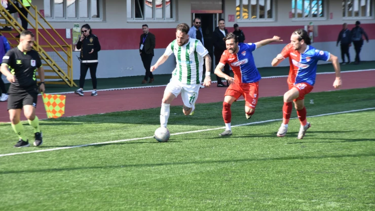 Kötü futbol kötü sonuç Silivrispor lidere direnemedi 0-4